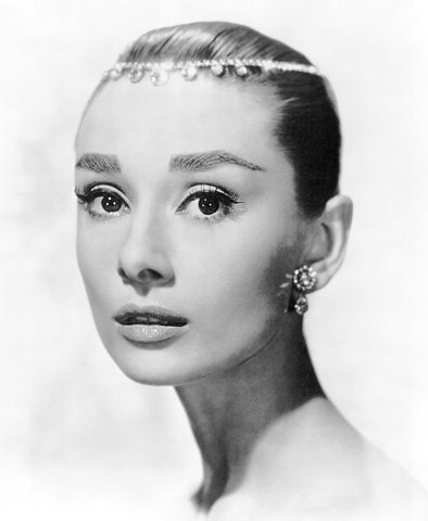 Stunning Audrey Hepburn Replica Featuring seven round Swaroski crystals and